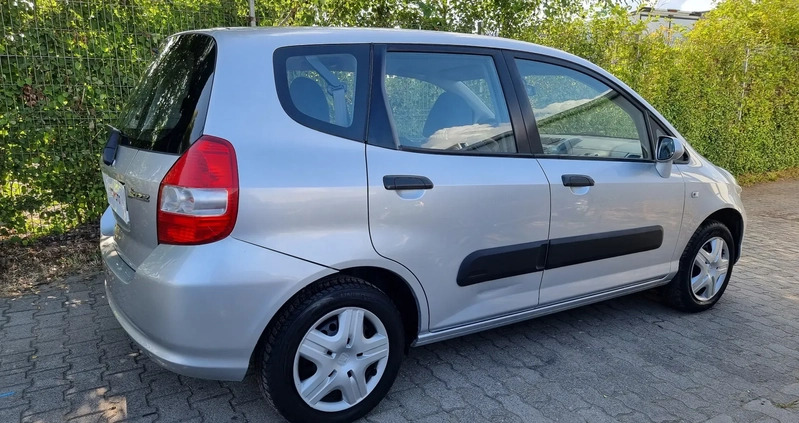 Honda Jazz cena 7900 przebieg: 211000, rok produkcji 2004 z Warszawa małe 407